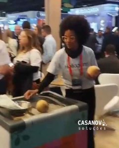 Ativação de marca no estande da Hertz na Futuretrends