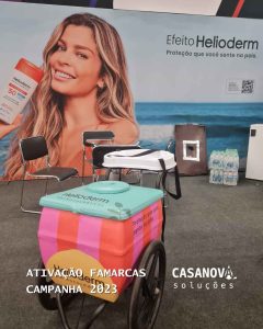 Ativação de marca no estande da Hertz na Famarcas